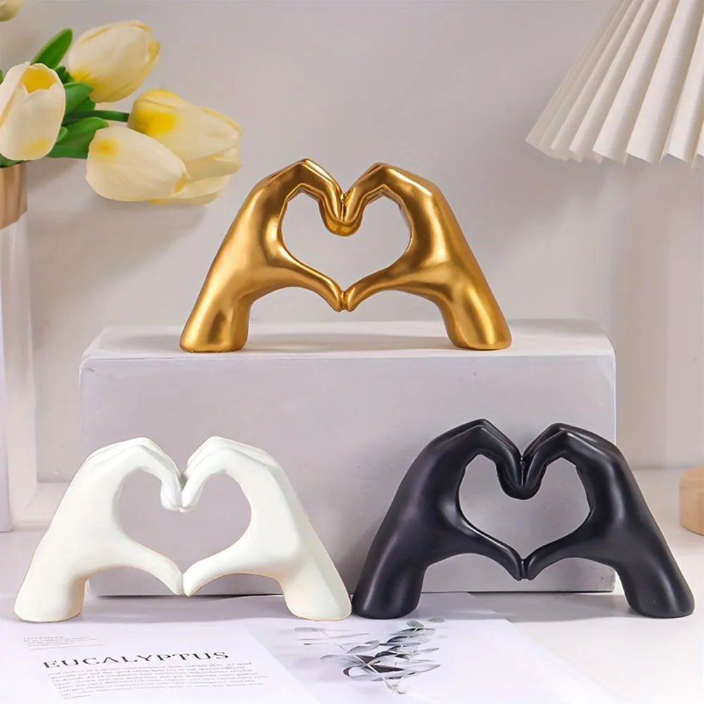 Resin Love Gesture Statues – Nordic Luxury Art Sculptures & Figurines for Office and Home Decoration